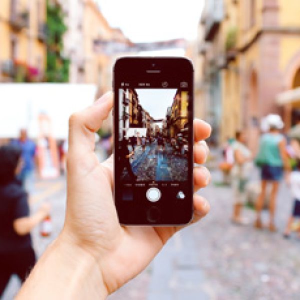 621e4c4903ad006d7fbc2ee6_Influencer-Marketing